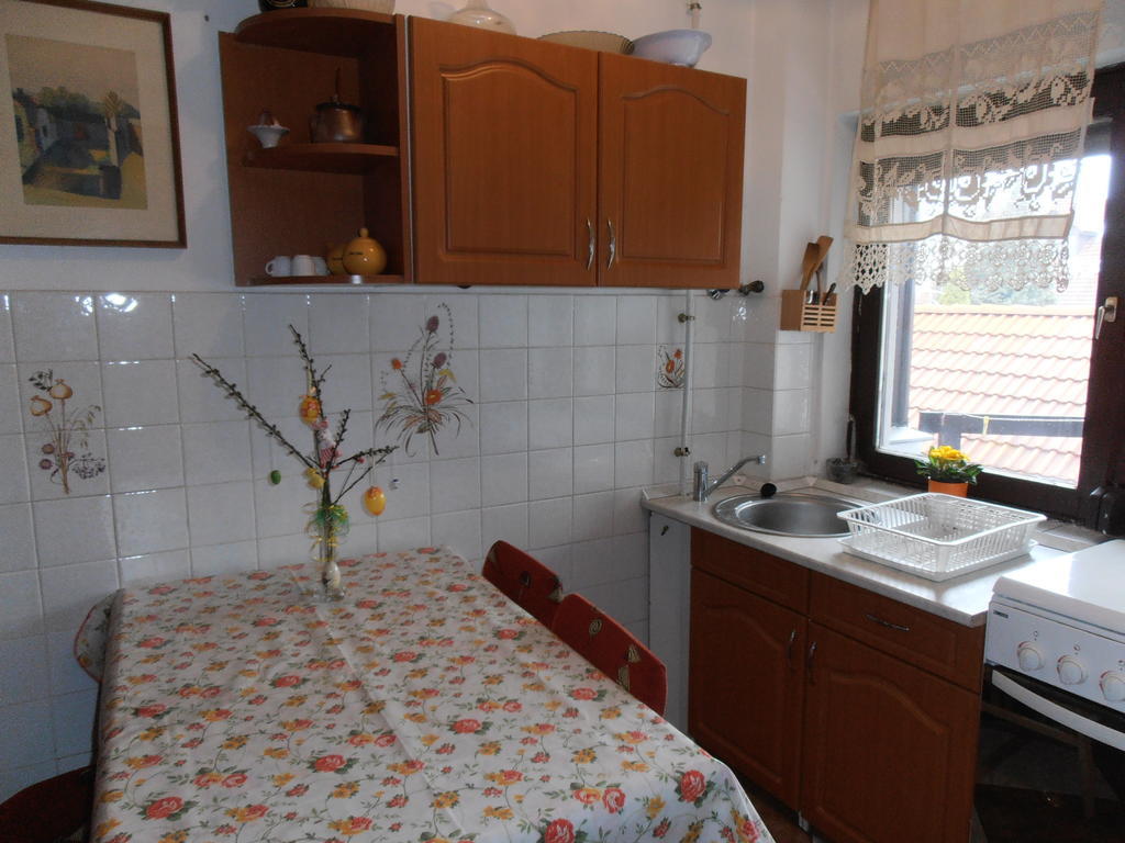Apartmanhaz Gabriella ハルカーニャ 部屋 写真